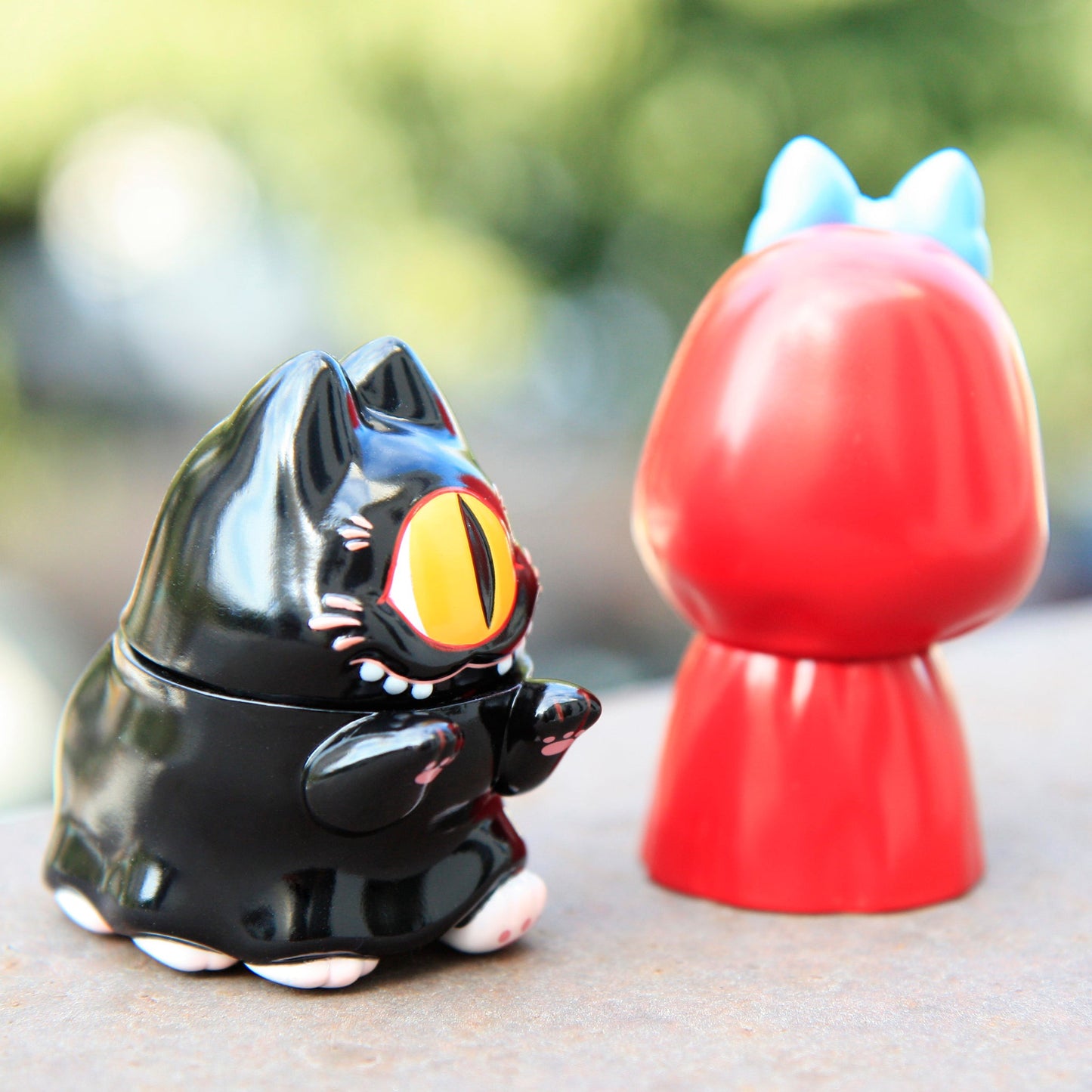 Spider Girl MEMI & Ghost KIITI