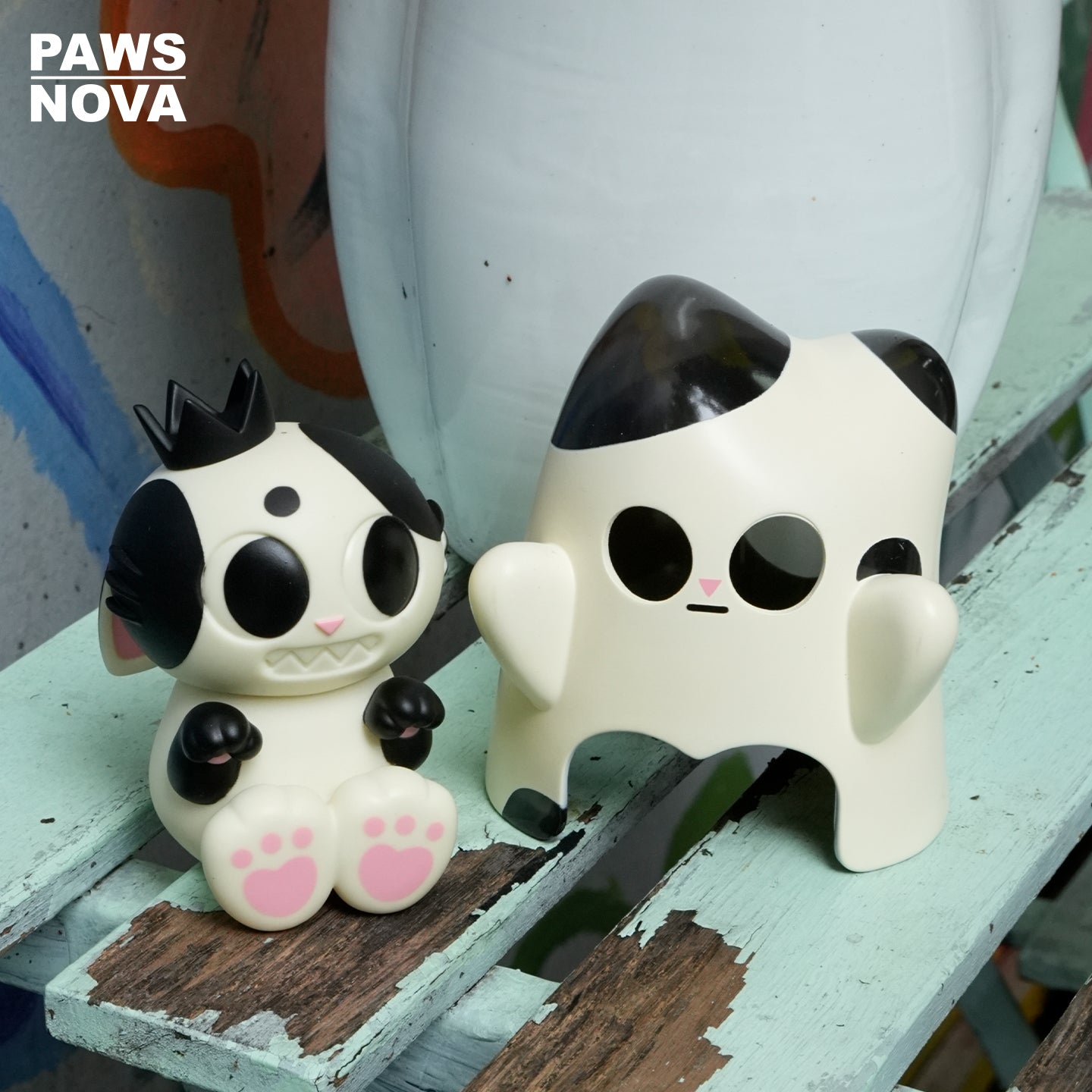 Trouble Crew DoshiiCat Sitting Cow Cat Figure