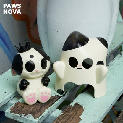 Trouble Crew DoshiiCat Sitting Cow Cat Figure