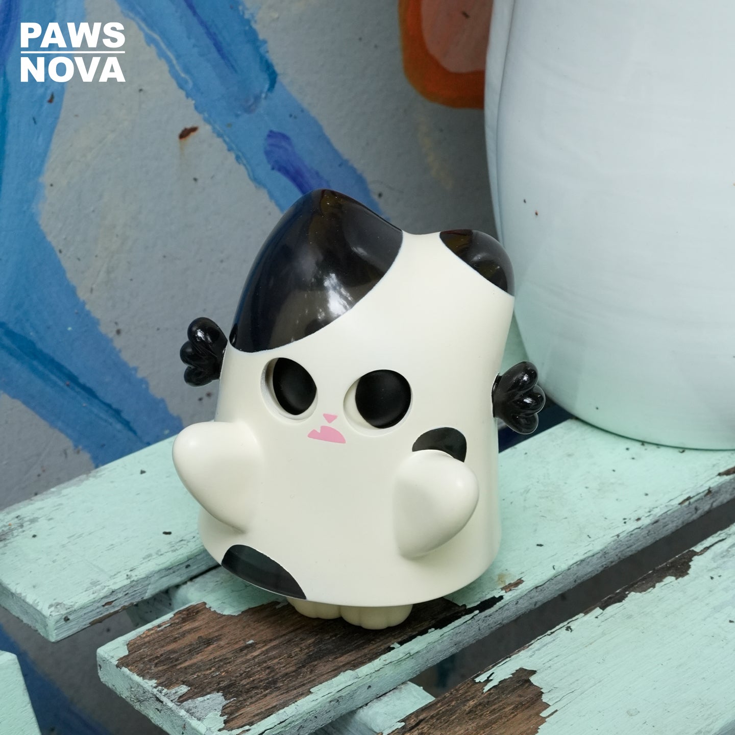 Trouble Crew DoshiiCat Standing Cow Cat Figure