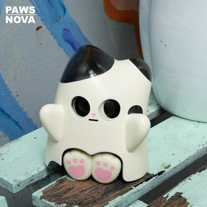 Trouble Crew DoshiiCat Sitting Cow Cat Figure